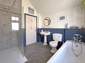 Photo 15- click for photo gallery